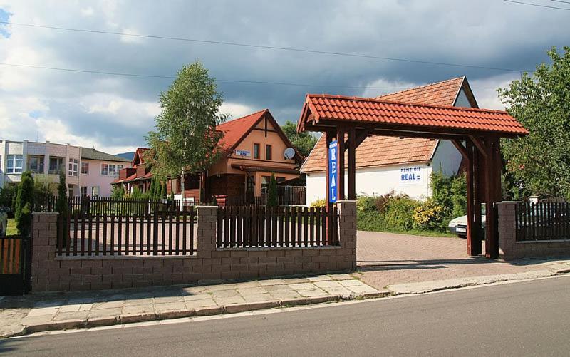 Penzion Real Žiar 외부 사진